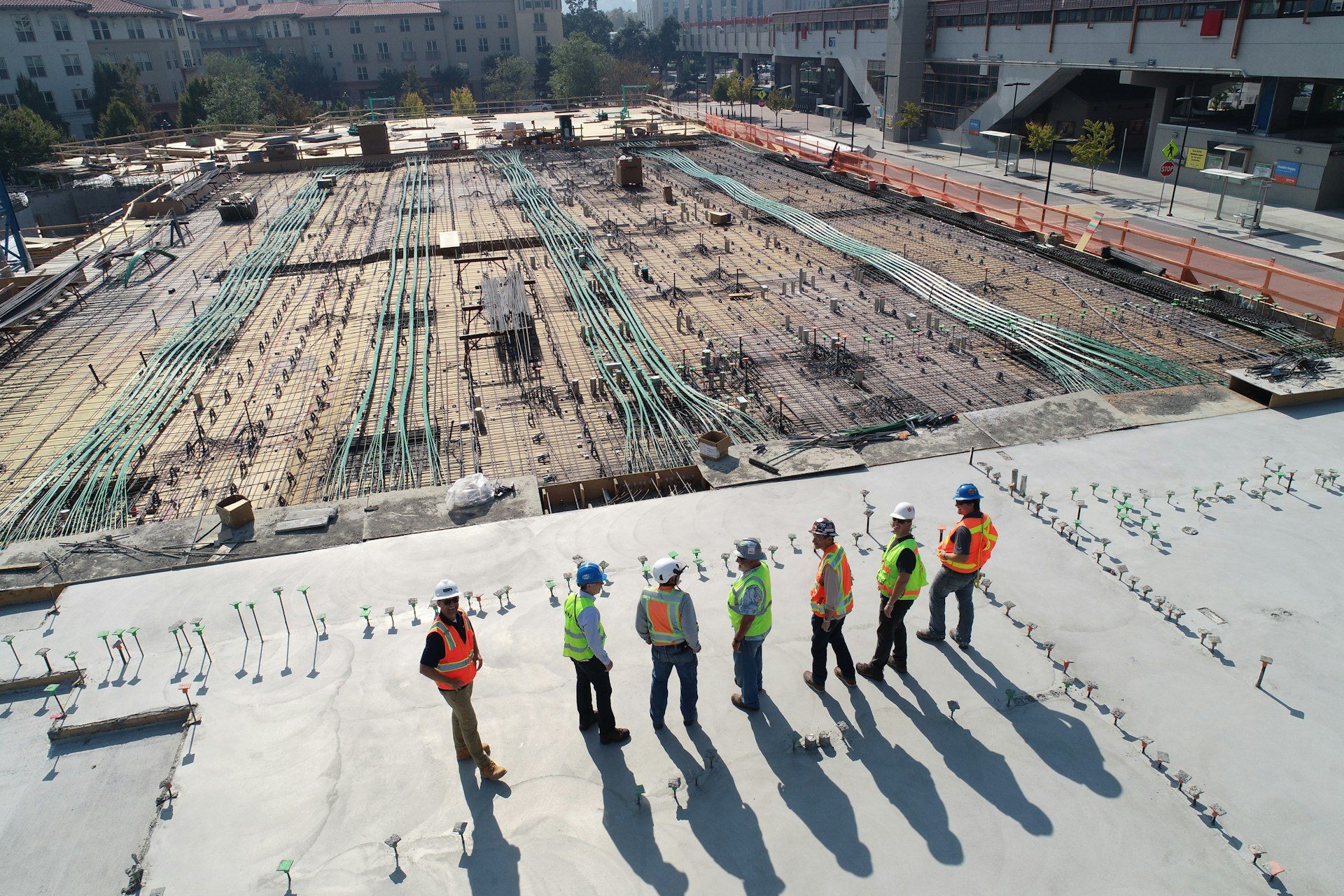 Projelendirmeden teslimata şeffaf süreç yönetimi